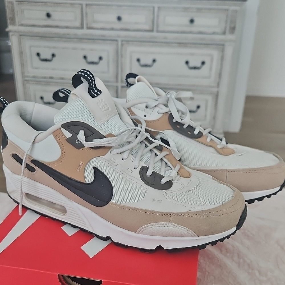 Nike Air Max 90 Futura